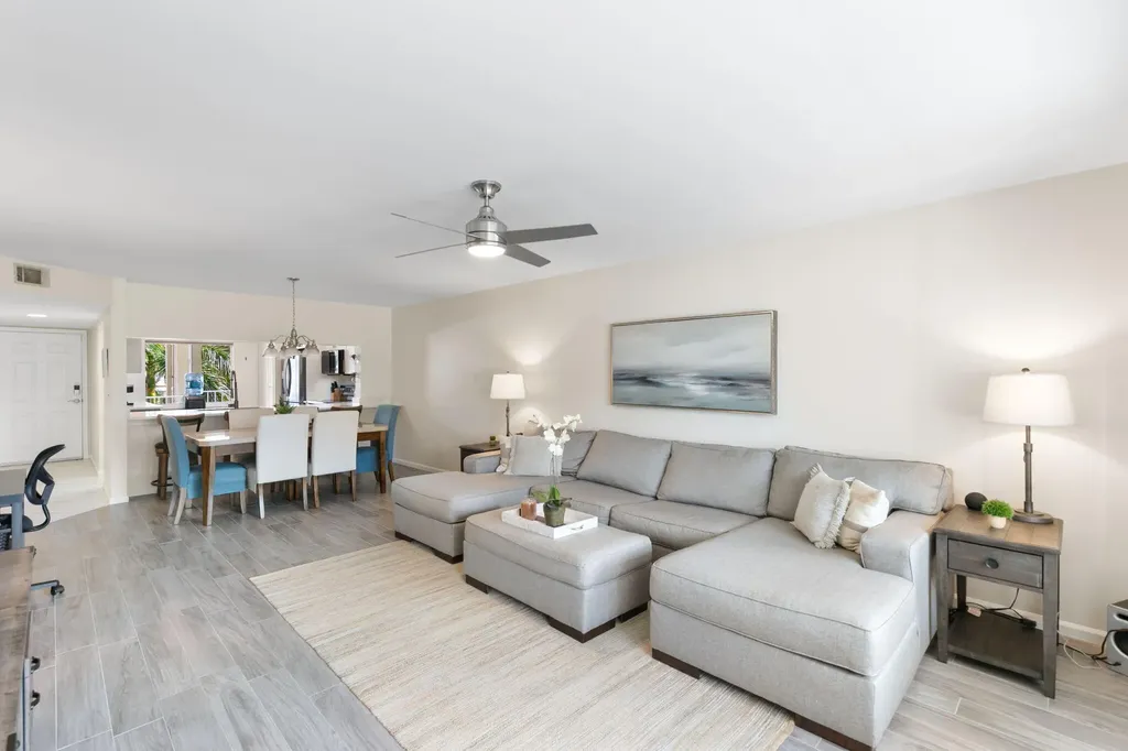 3685 Amberly Circle Naples FL 34112