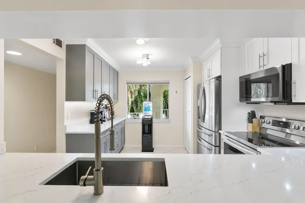 3685 Amberly Circle Naples FL 34112