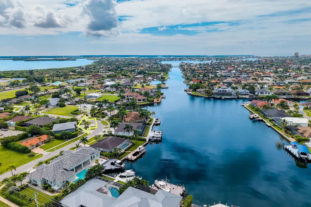 111 S Bahama Avenue Marco Island FL 34145