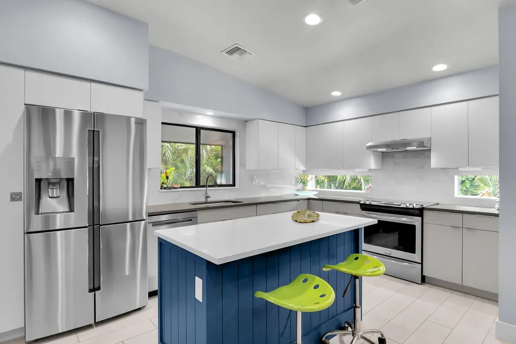 111 S Bahama Avenue Marco Island FL 34145