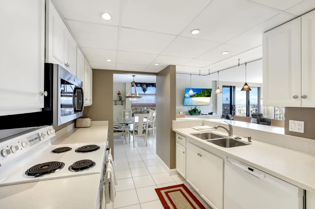 300 S Collier Boulevard Marco Island FL 34145