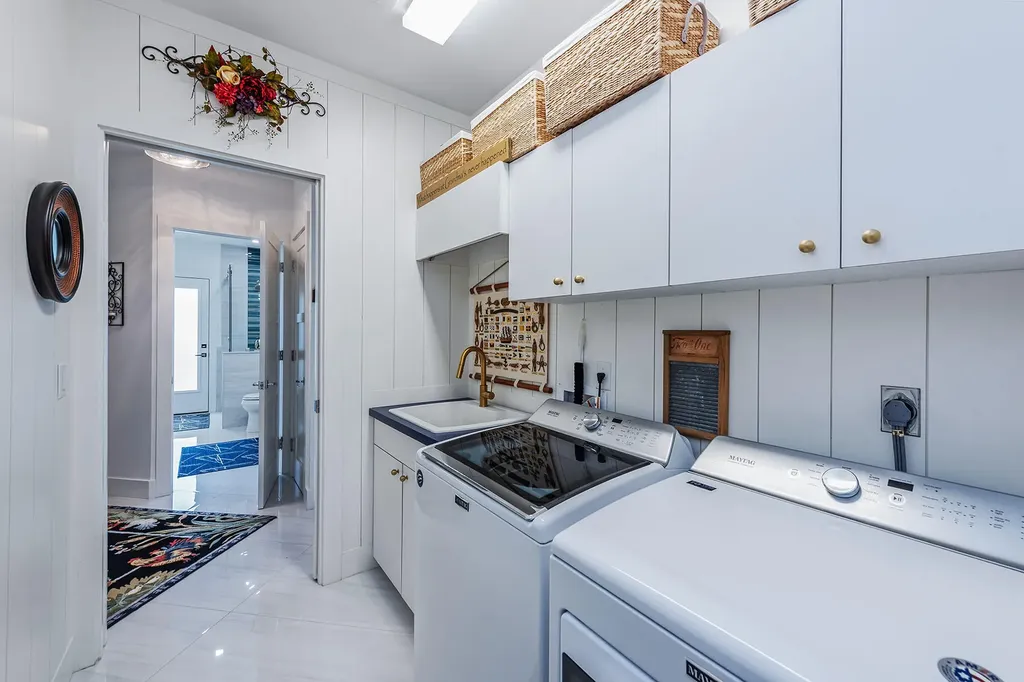 200 N Barfield Drive Marco Island FL 34145