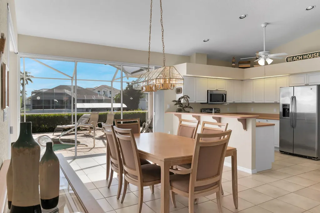 196 Richmond Court Marco Island FL 34145