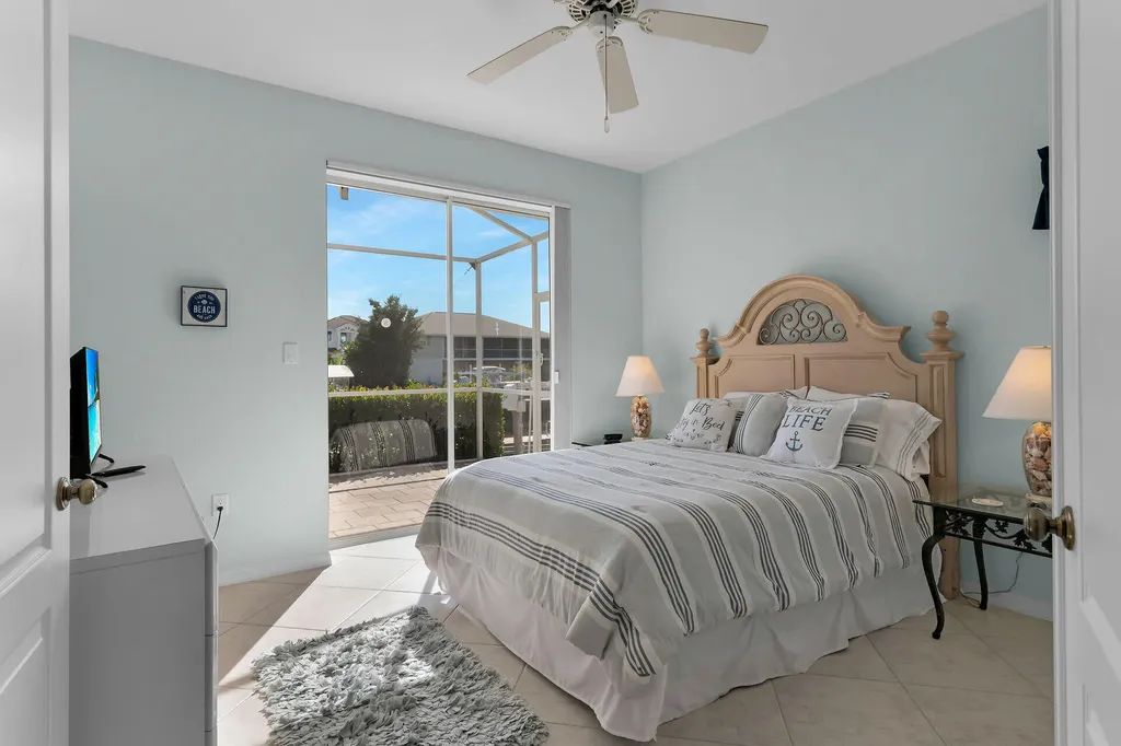 196 Richmond Court Marco Island FL 34145