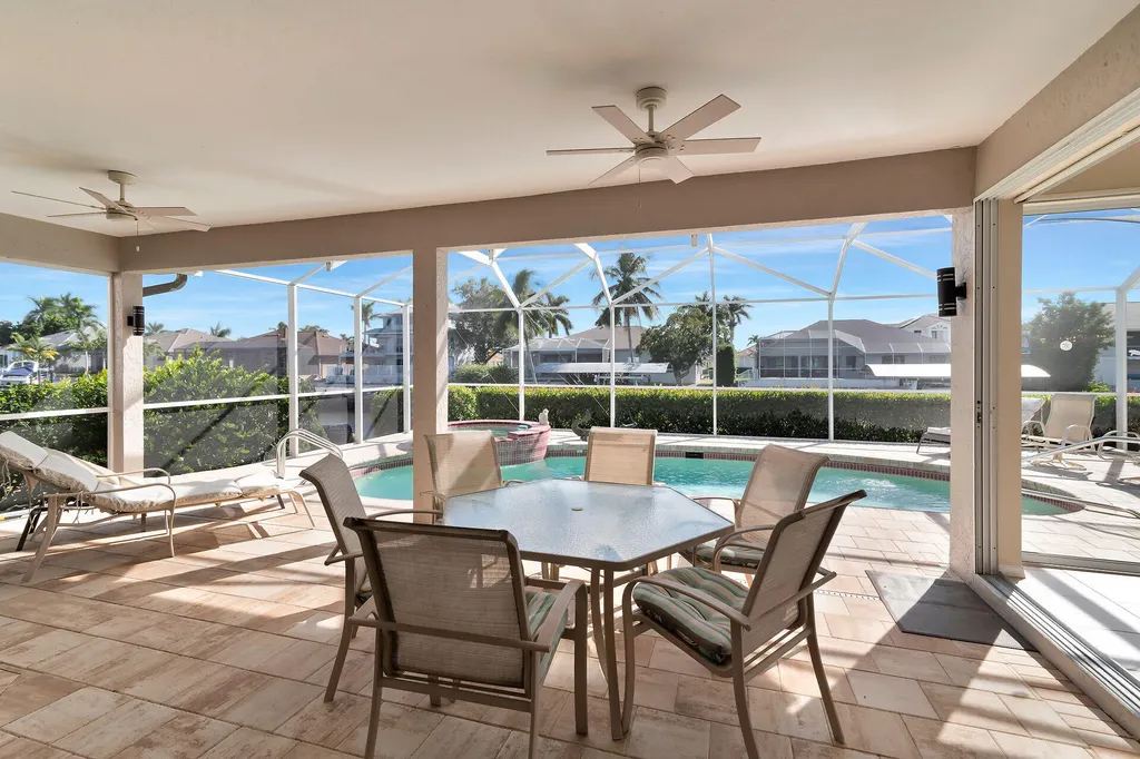 196 Richmond Court Marco Island FL 34145