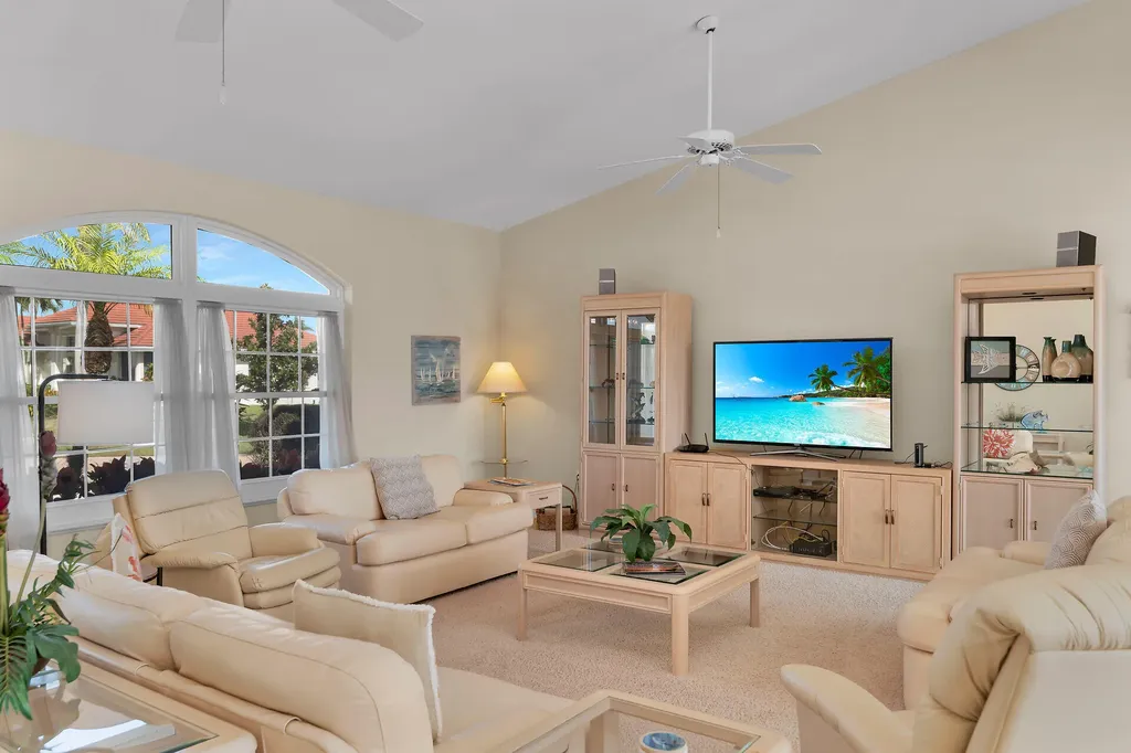 196 Richmond Court Marco Island FL 34145