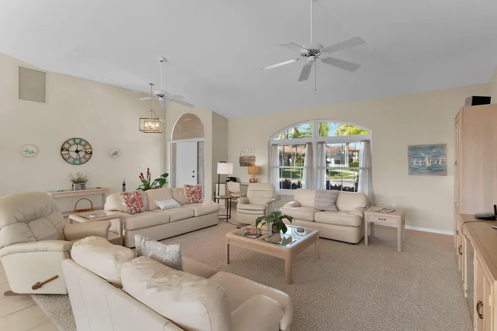 196 Richmond Court Marco Island FL 34145