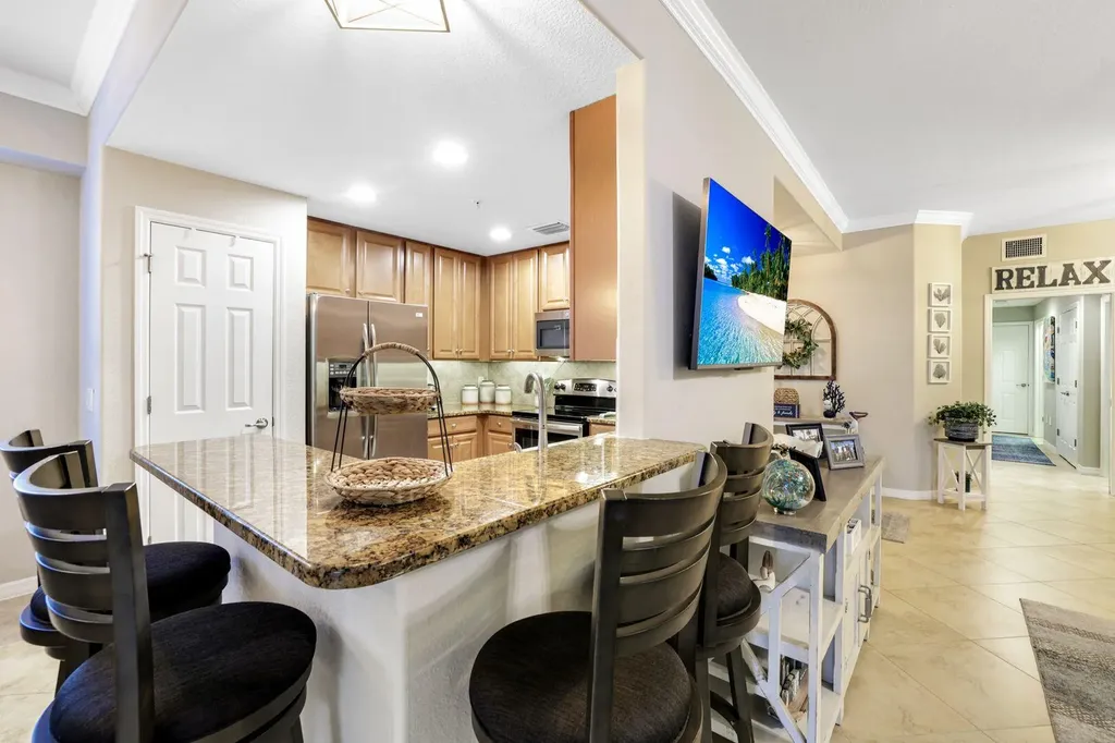 7878 Clemson Street Naples FL 34104