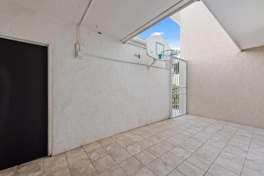 494 Bristle Cone Lane Naples FL 34113