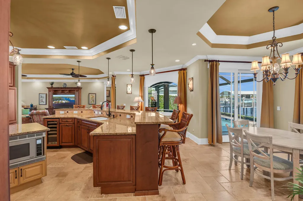 171 Sunset Cay Naples FL 34114