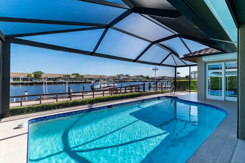 171 Sunset Cay Naples FL 34114