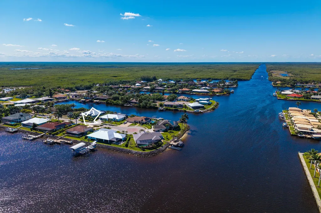 171 Sunset Cay Naples FL 34114