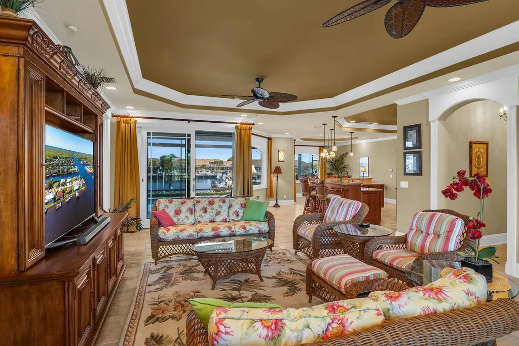 171 Sunset Cay Naples FL 34114