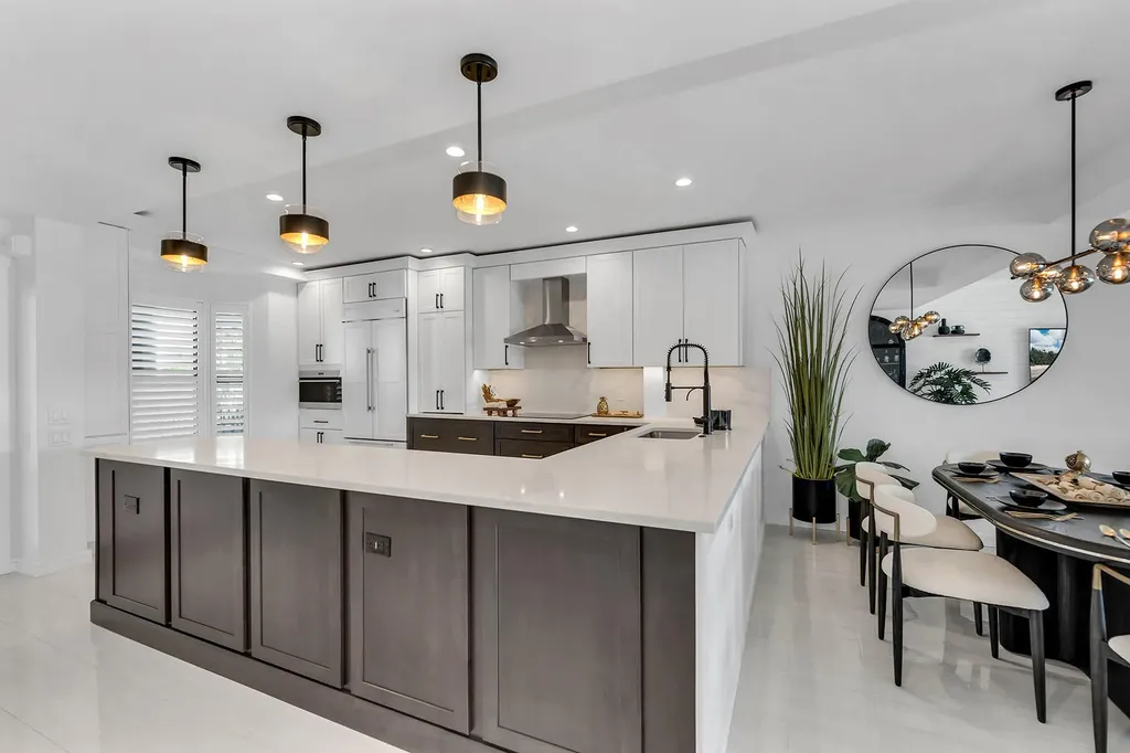 533 La Peninsula Boulevard Naples FL 34113