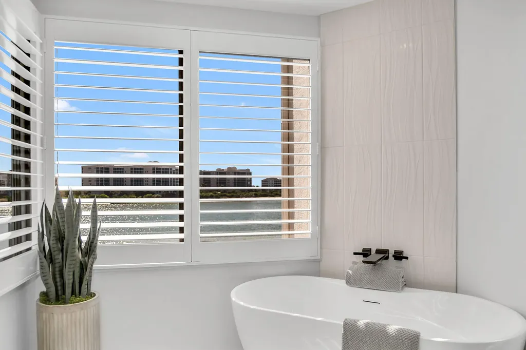 533 La Peninsula Boulevard Naples FL 34113