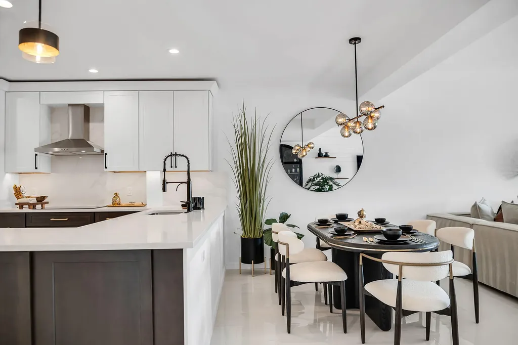 533 La Peninsula Boulevard Naples FL 34113