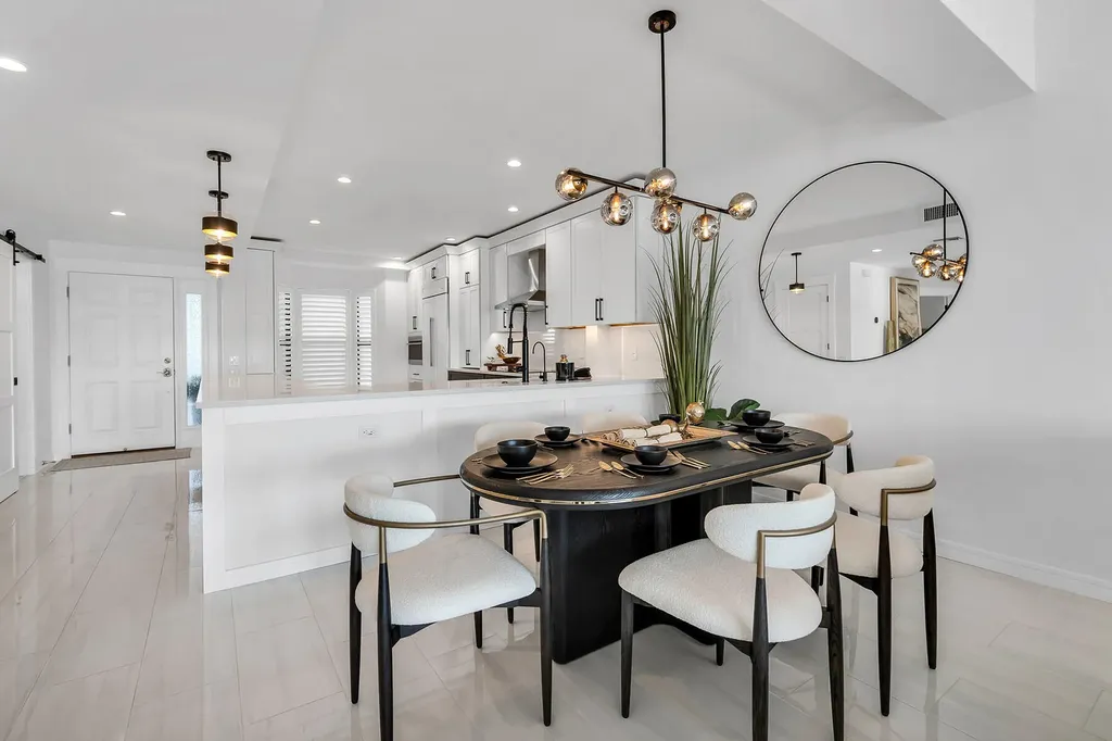 533 La Peninsula Boulevard Naples FL 34113