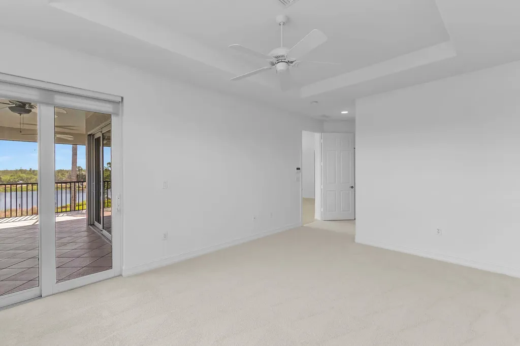 1294 Rialto Way Naples FL 34114