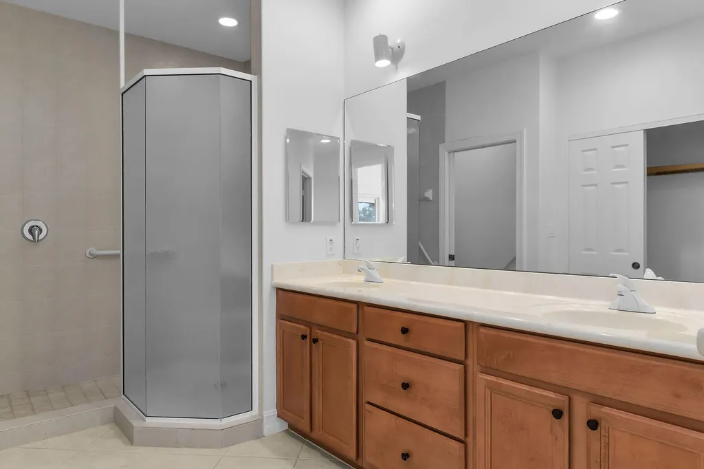 1294 Rialto Way Naples FL 34114