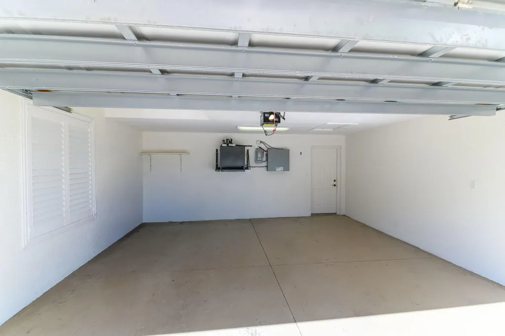 1294 Rialto Way Naples FL 34114