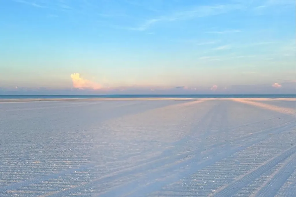 1294 Rialto Way Naples FL 34114