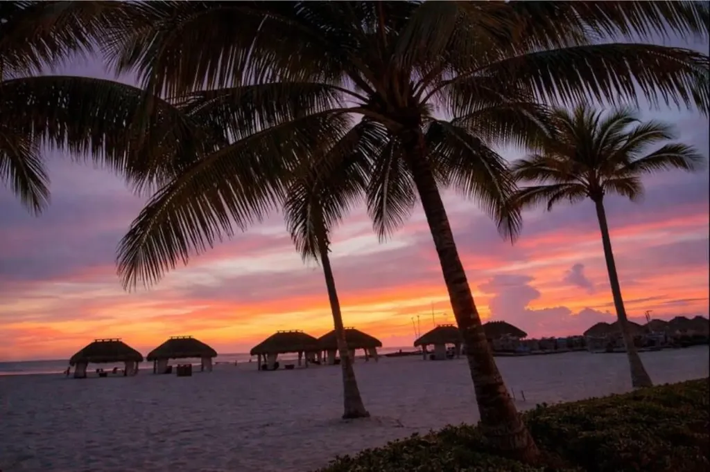 1294 Rialto Way Naples FL 34114