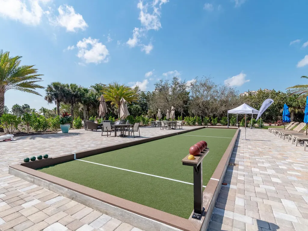 1294 Rialto Way Naples FL 34114