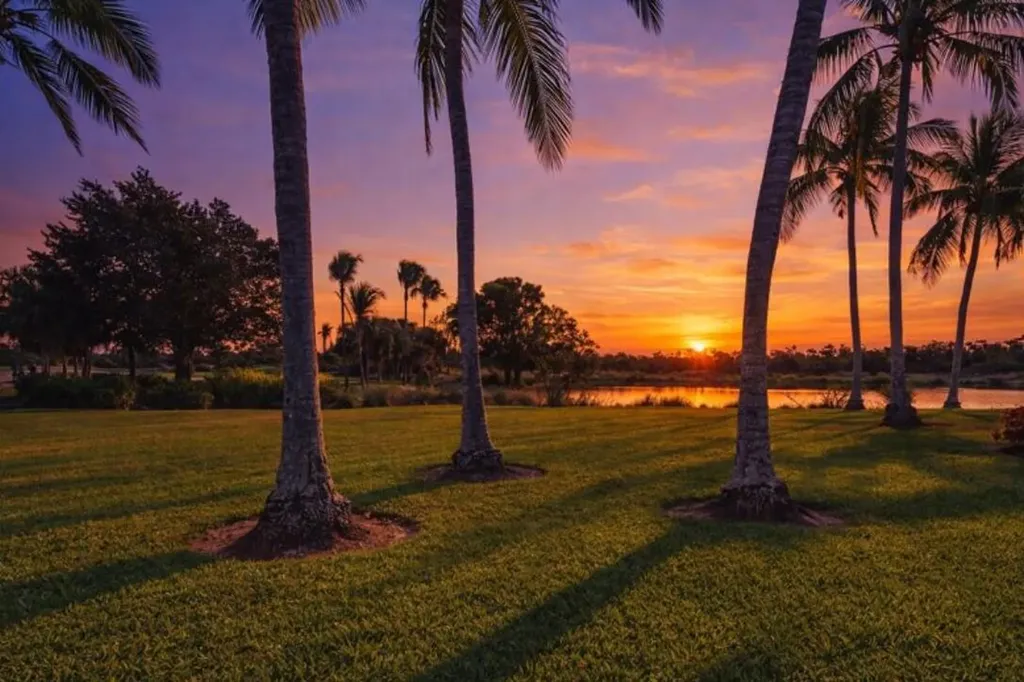 1294 Rialto Way Naples FL 34114