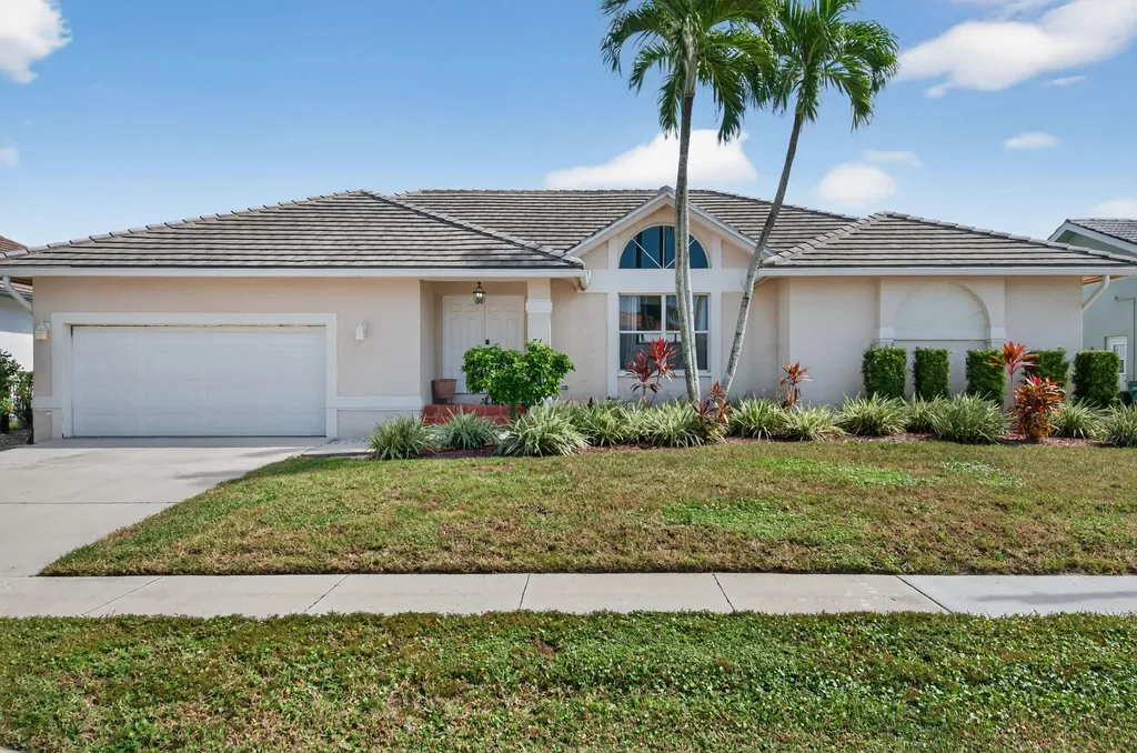51 Hickory Court Marco Island FL 34145