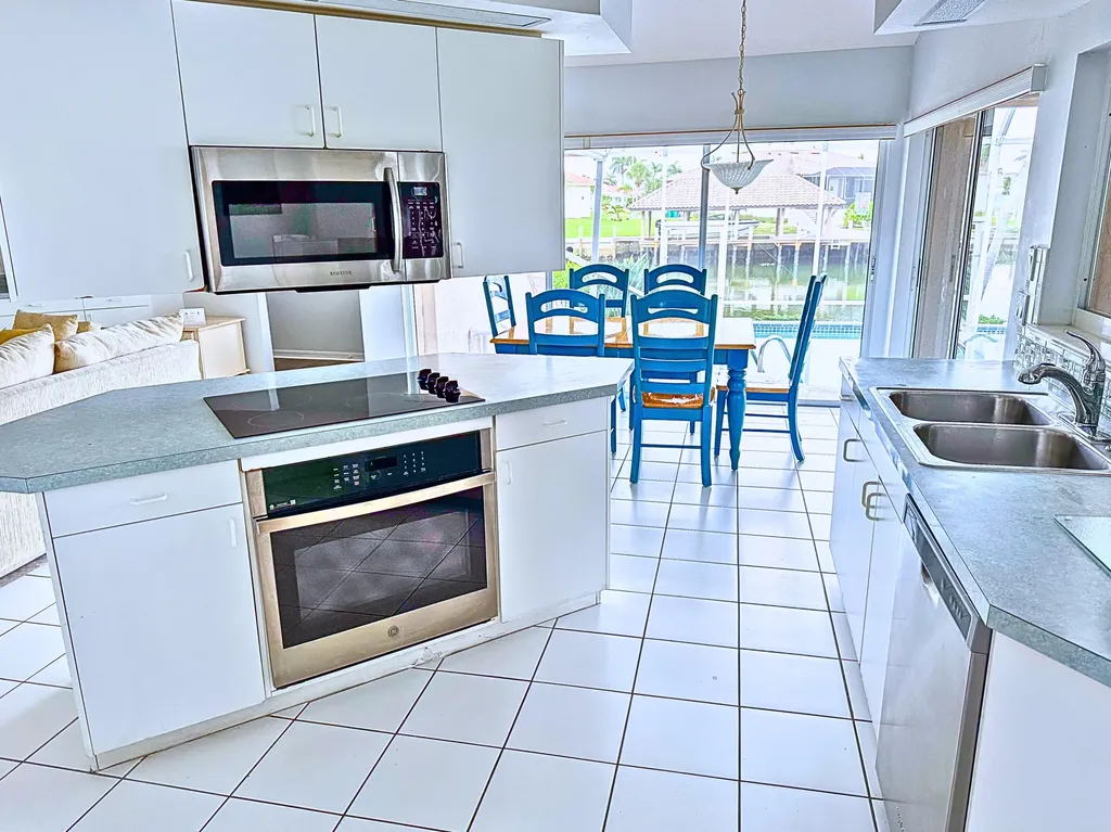 51 Hickory Court Marco Island FL 34145