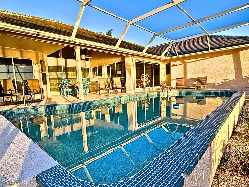 51 Hickory Court Marco Island FL 34145