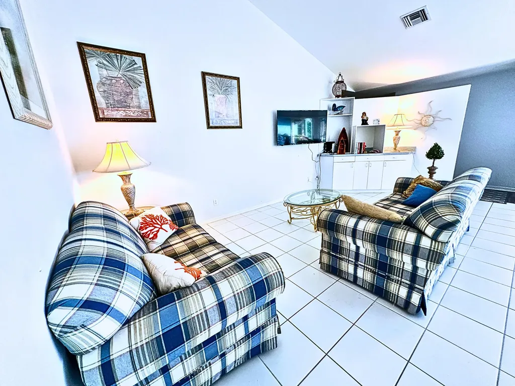 51 Hickory Court Marco Island FL 34145