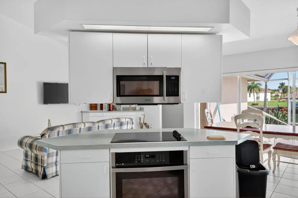 51 Hickory Court Marco Island FL 34145