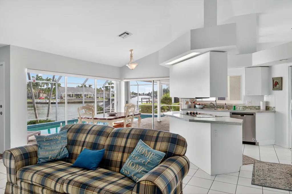 51 Hickory Court Marco Island FL 34145