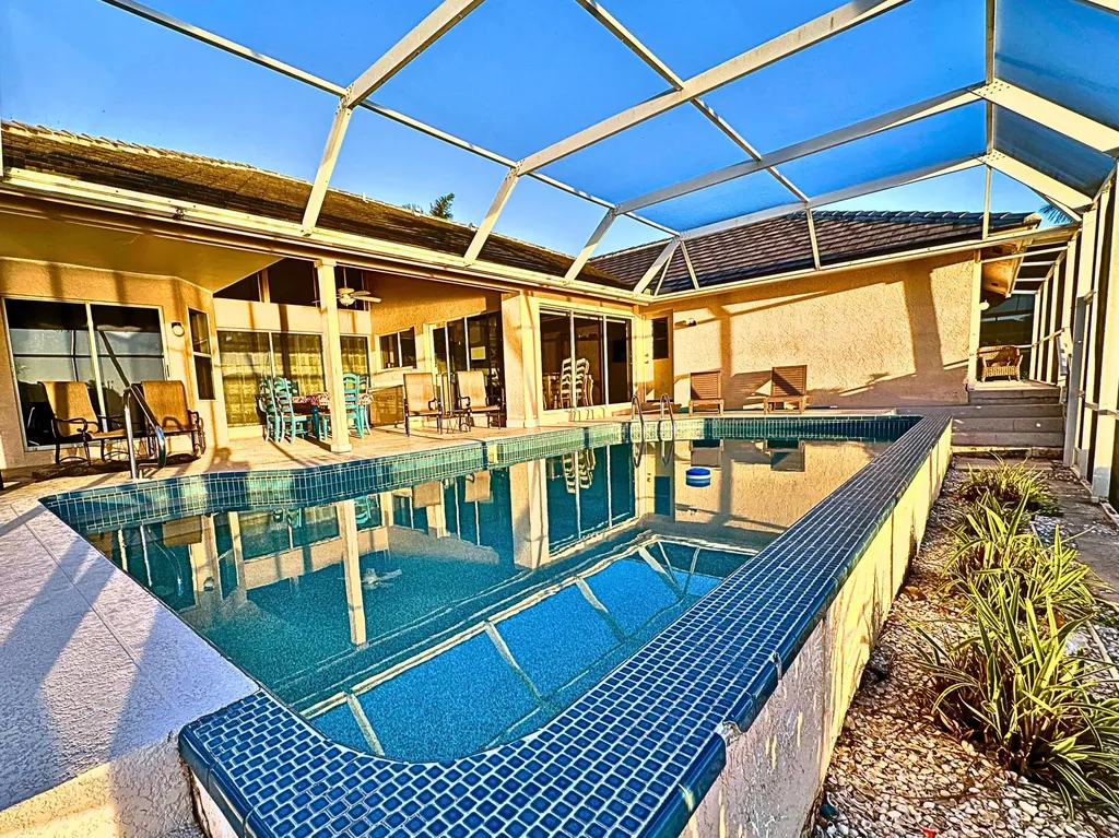 51 Hickory Court Marco Island FL 34145