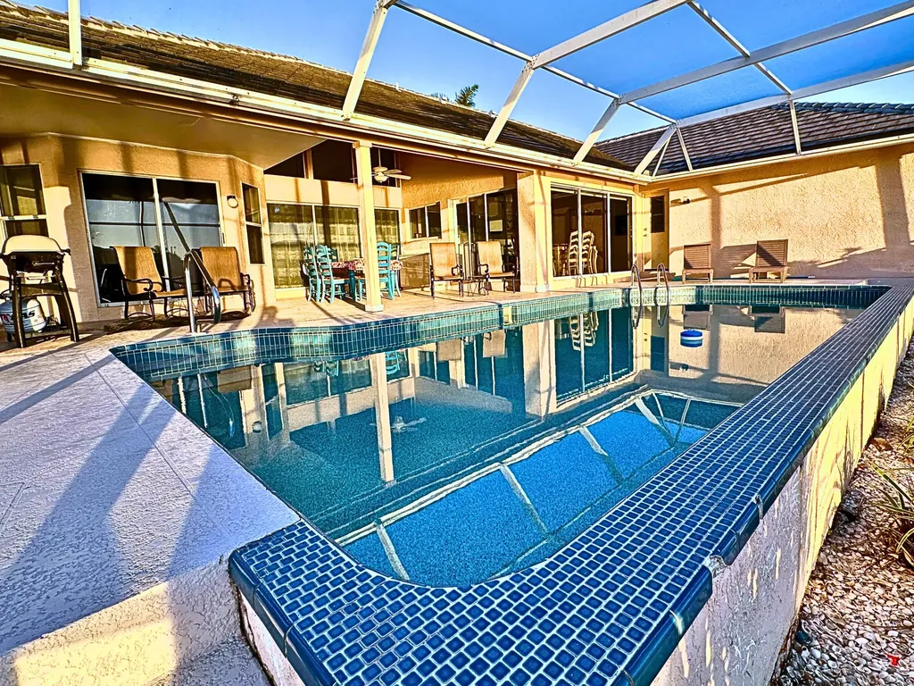 51 Hickory Court Marco Island FL 34145