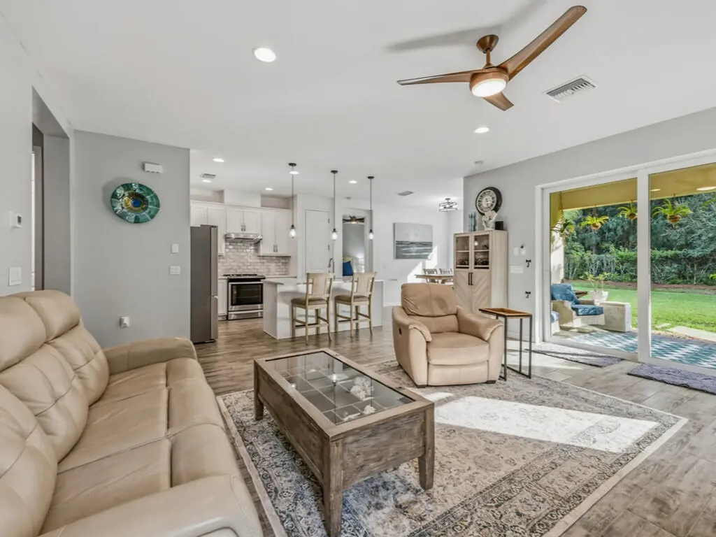 14567 Topsail Drive Naples FL 34114