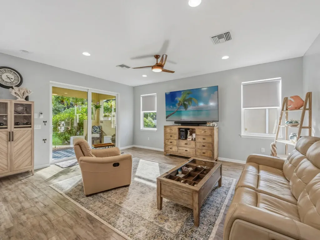 14567 Topsail Drive Naples FL 34114