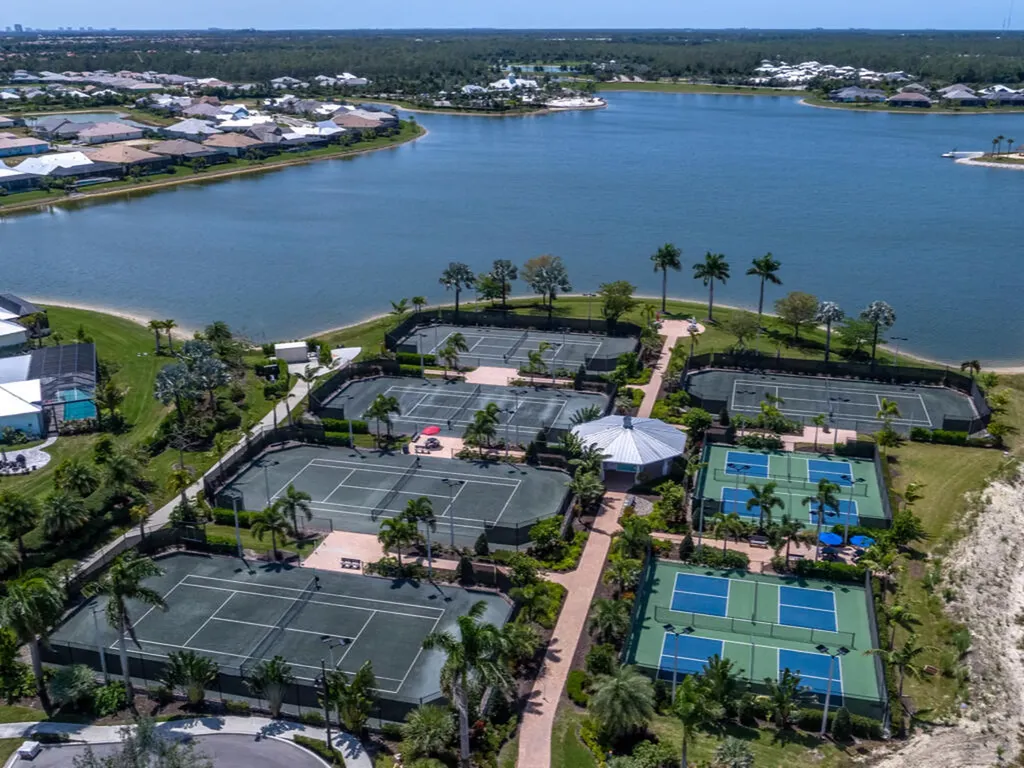 14567 Topsail Drive Naples FL 34114