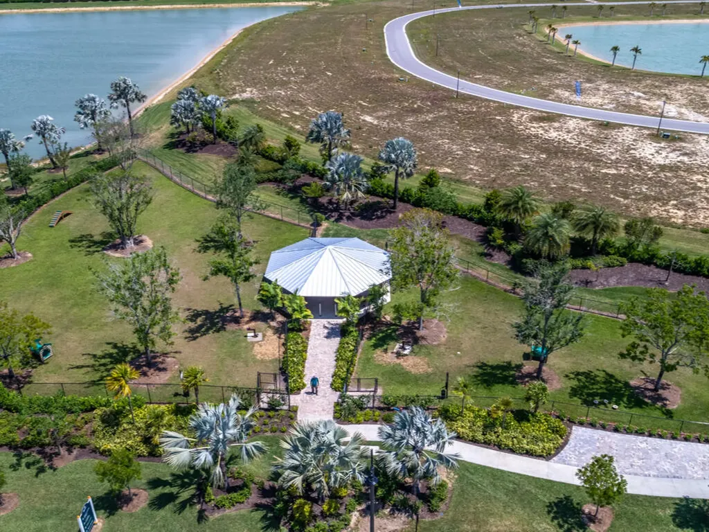 14567 Topsail Drive Naples FL 34114