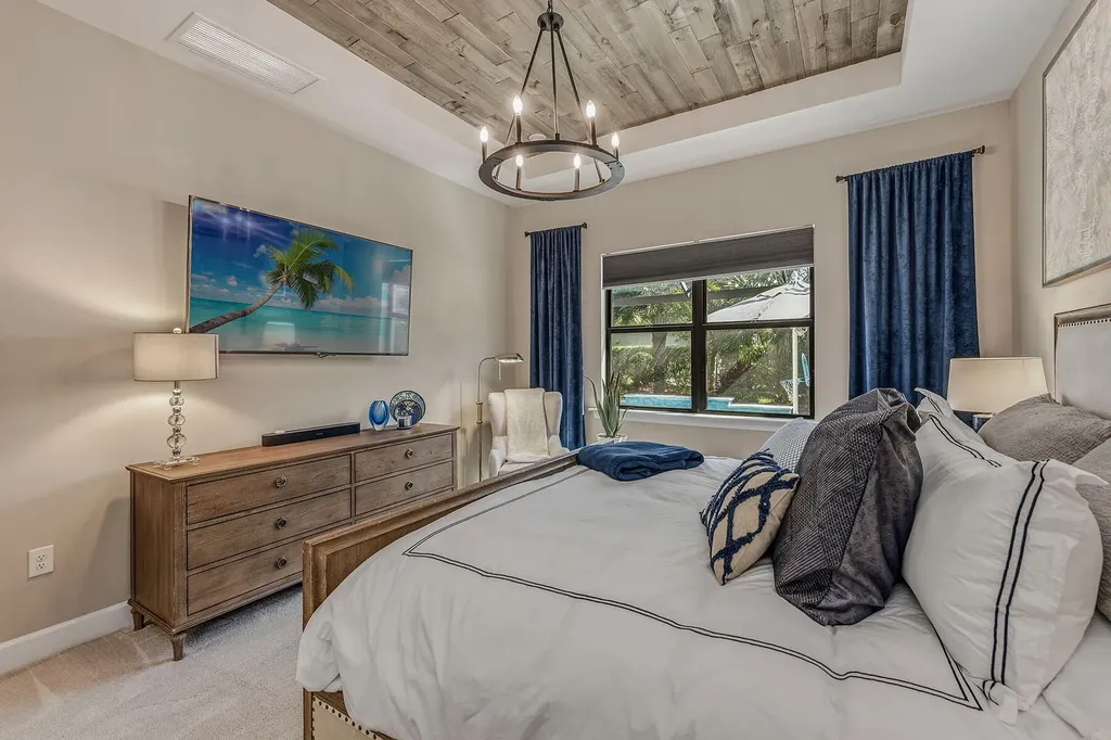 2796 Amaranda Court Naples FL 34114