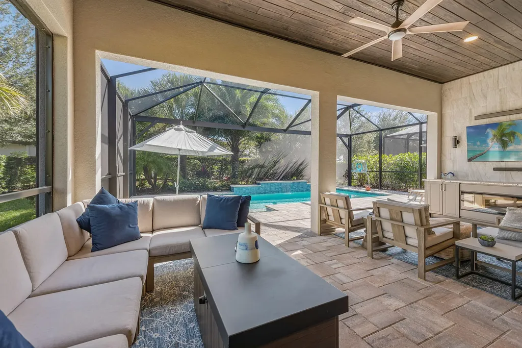 2796 Amaranda Court Naples FL 34114