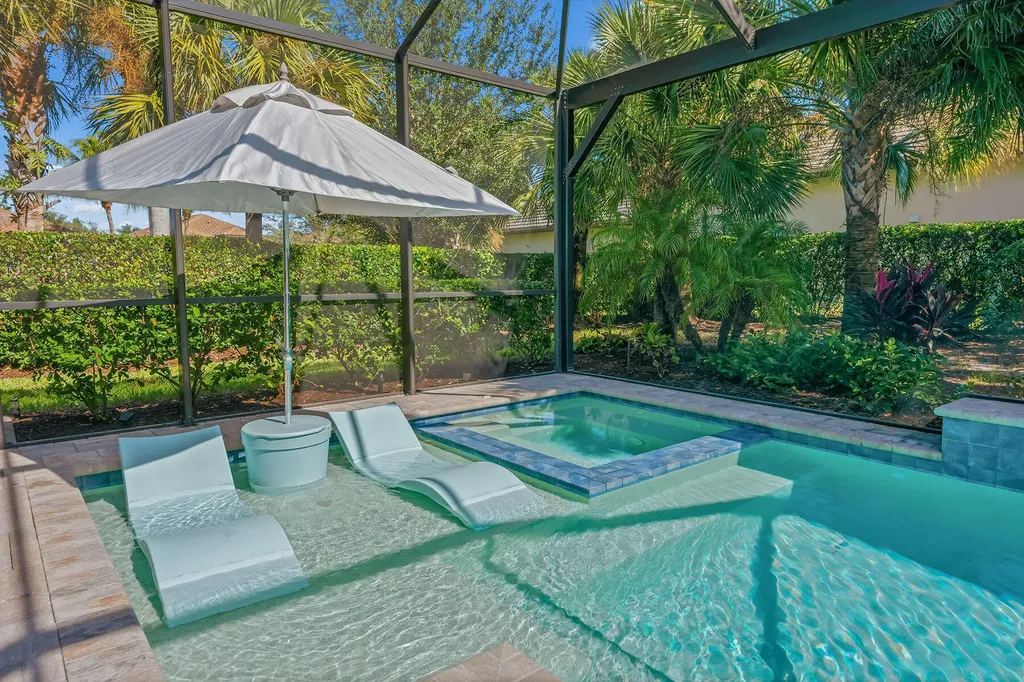 2796 Amaranda Court Naples FL 34114