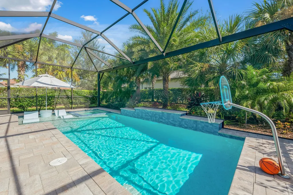 2796 Amaranda Court Naples FL 34114