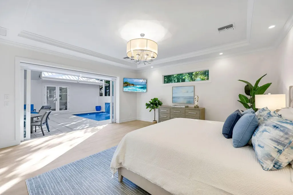 2100 Curtis Street Naples FL 34112