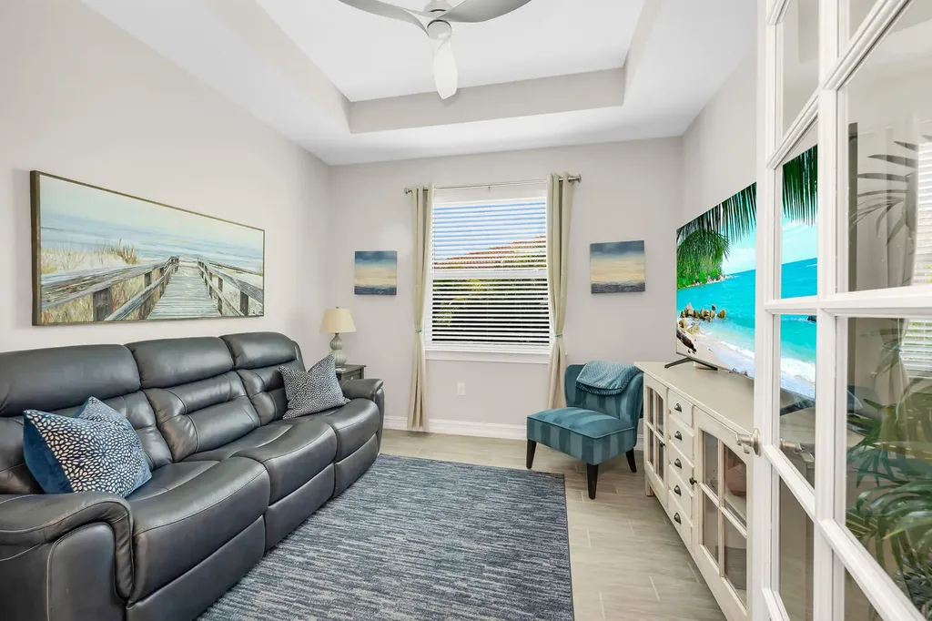 18718 Lake Hammock Drive Naples FL 34114