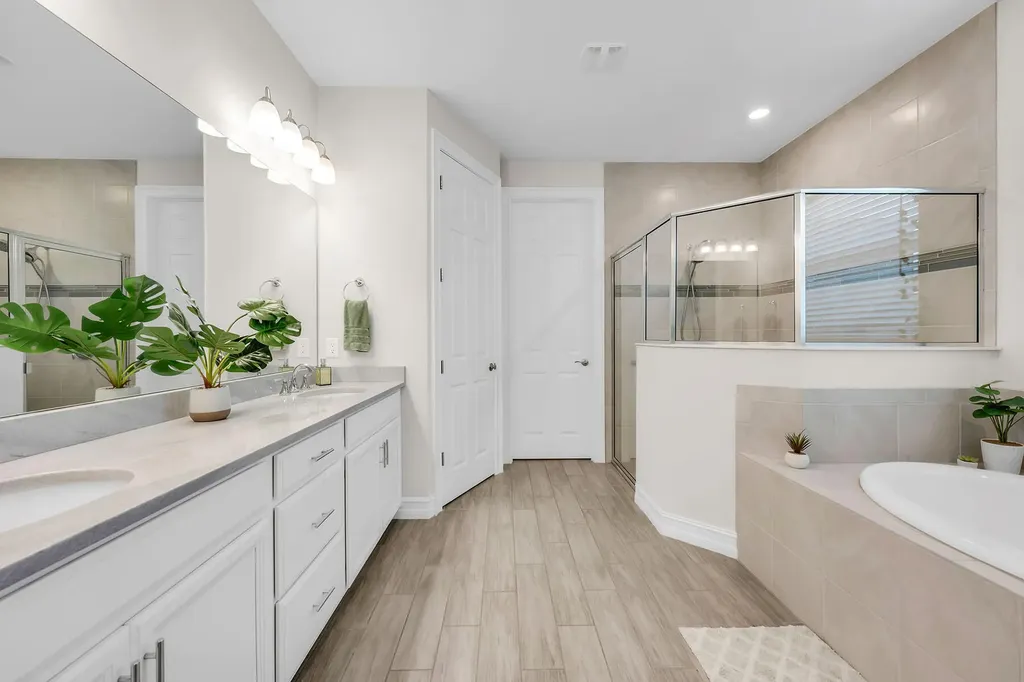 18718 Lake Hammock Drive Naples FL 34114