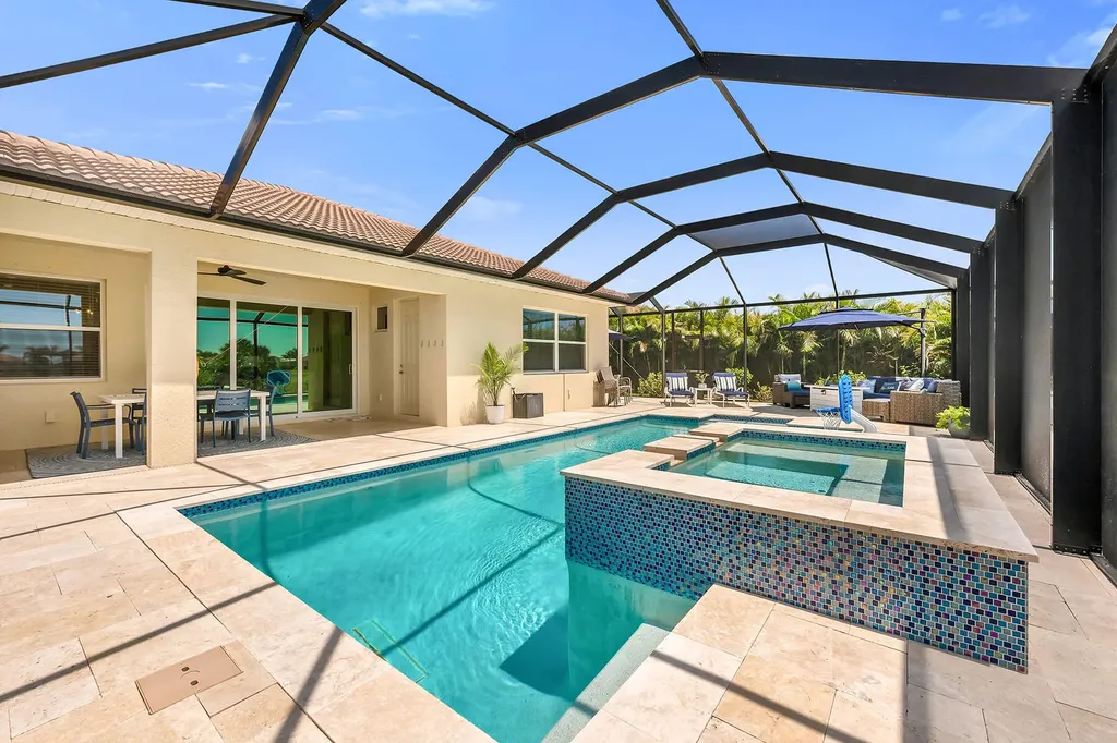 18718 Lake Hammock Drive Naples FL 34114