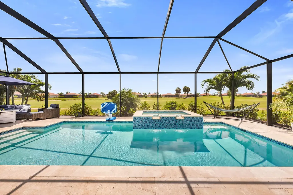 18718 Lake Hammock Drive Naples FL 34114