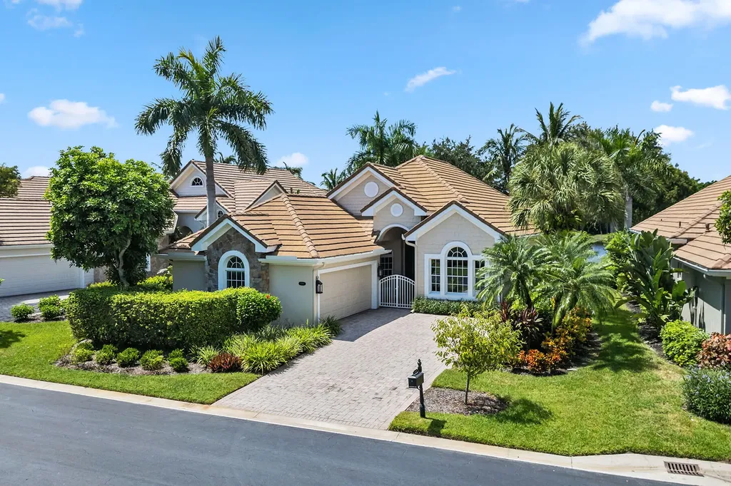 8499 Mallards Way Naples FL 34114
